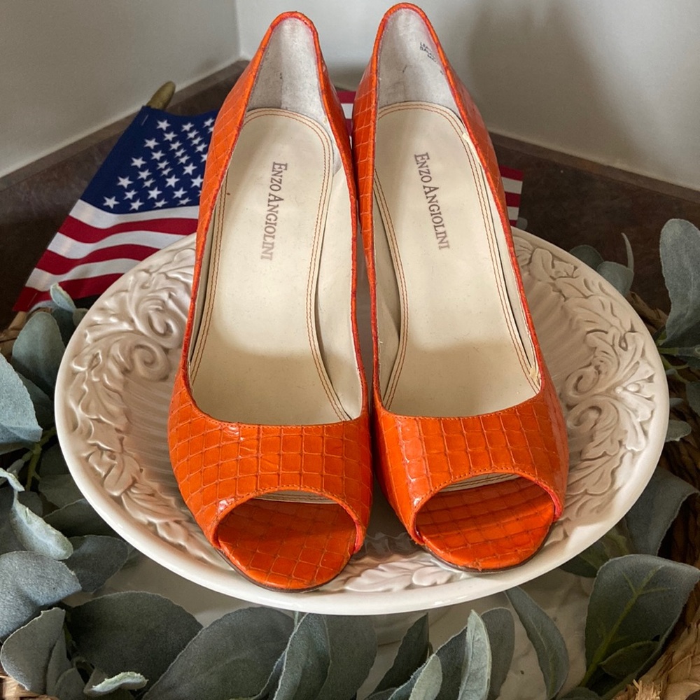 GUC Enzo Angiolini orange peep toe heel size 8.5